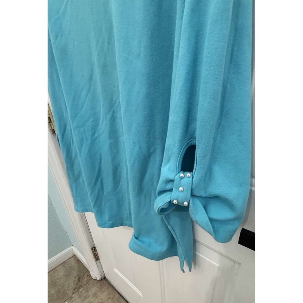 Quacker Factory Women 2X Turquoise Blue 3/4 Sleeve Top Pearl Bow Cuffs Cotton - Picture 3 of 7